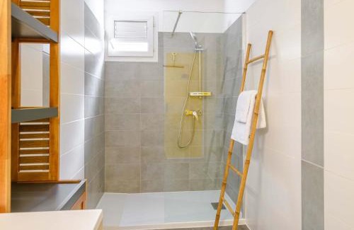Riviere-Pilote Apartment | La maison créole