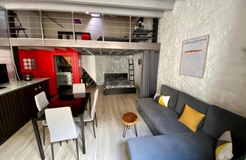 City of Carcassonne Apartment | La Maison d'Alix, à l'intérieur de la Cité médiévale!