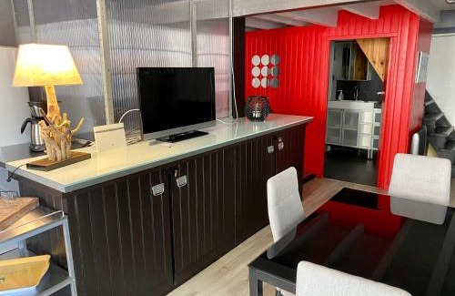 City of Carcassonne Apartment | La Maison d'Alix, à l'intérieur de la Cité médiévale!