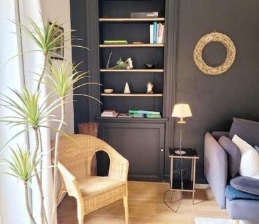 Richebourg - Saint-Clement House | La maison de jade - Demeure de charme avec parking