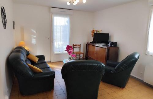 Lourdes House | La Maison des Rosiers