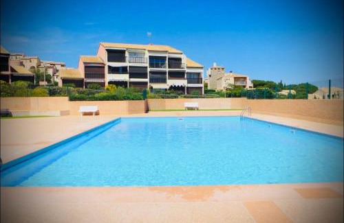 Saint-Pierre-la-Mer Apartment | La maison du bonheur les eaux vives 1