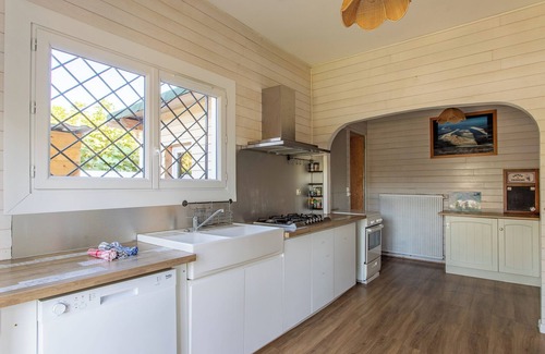 Ares House | La maison du Bonheur Ares, 28 pers with swimming pool