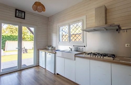 Ares House | La maison du Bonheur Ares, 28 pers with swimming pool