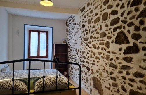 Foix House | La Maison-frite, pour un séjour insolite à Foix !
