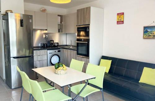 Pointe du Bout Apartment | La Marina - 2ch -4p - Plage 200m
