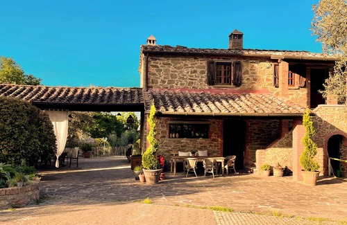 Lucignano Apartment | La Melea vegan Bed & Breakfast