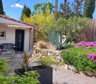 La Barben House | La Micocoule