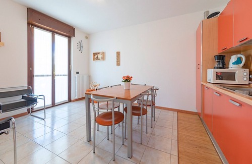 Peschiera del Garda Apartment | La Mimosa B03 Apartment by Wonderful Italy