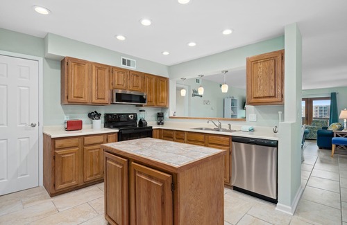 Port Aransas Condo | La Mirage Condo 324L Beachfront Resort Condominiums with Private Boardwalk