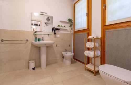 Carita Apartment | La Montagnola