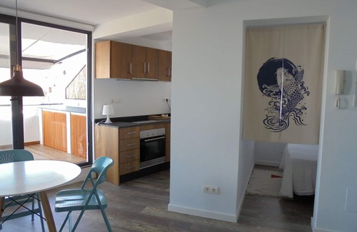 La Victoria Apartment | La Niña Chica, a A lovely studio with private terrace in the centre of Malaga