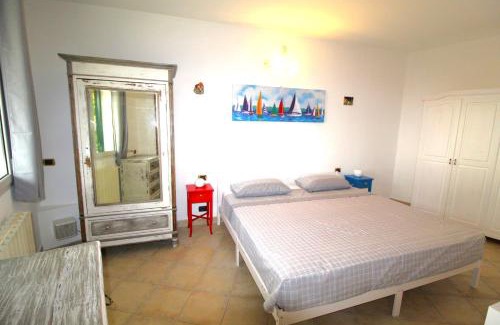 Sanremo House | La Pace, il Sole, il Mare - Sanremo Casa Indipendente vista mare, posto auto privato, ampio spazio esterno attrezzato, a pochi minuti dalle spiagge