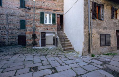 Abbadia San Salvatore Apartment | La Palazzinetta