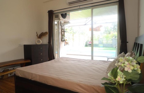 Karjat Villa | LA PARAISO Rustic Private pool villa