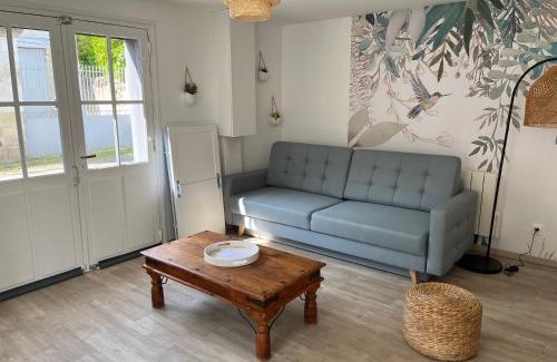 Saint-Georges-sur-Cher House | LA PAUSE
