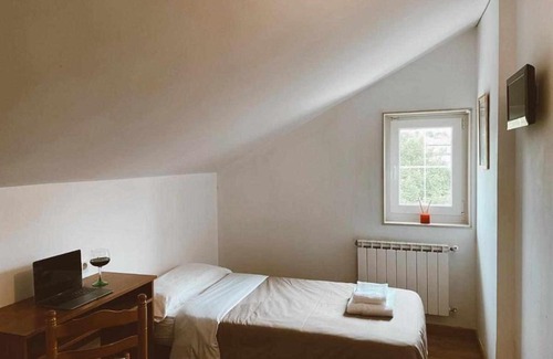 Sarria House | La Pension de Martin