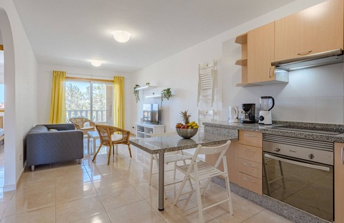 El Medano Apartment | La Perla by Interhome