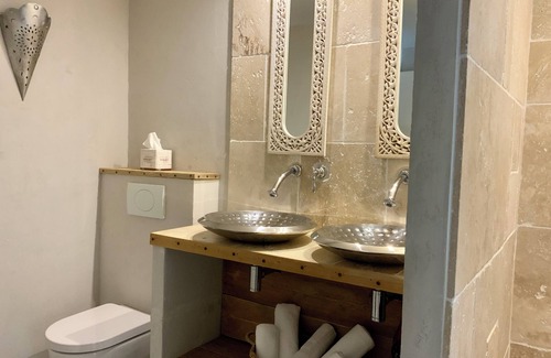 Agde Bed & Breakfast | La Perle du Voyageur