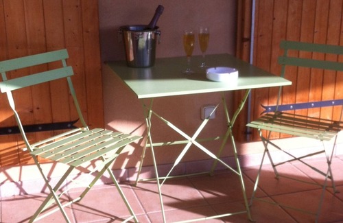 Tournissan Bed & Breakfast | La petite Auberge - "Chambre de Violette" 1 - 2 people in a haven of peace