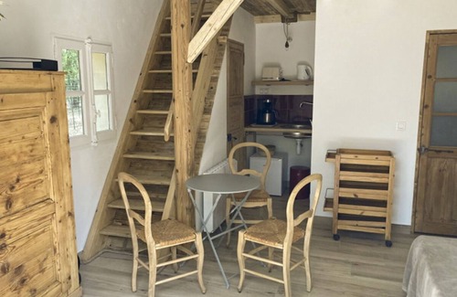 Vacheres House | La Petite Chaume Maison Avec Dépendance Pour 8 Personnes, Piscine Privée