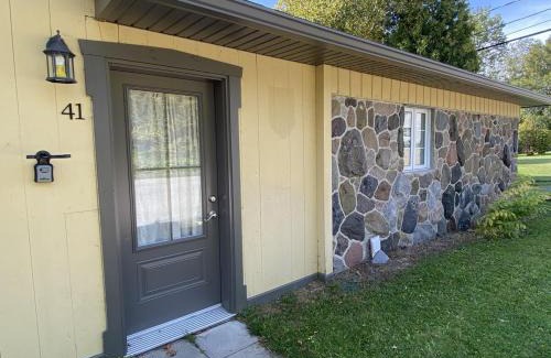 Isle aux Coudres House | La petite maison sur l'Isle