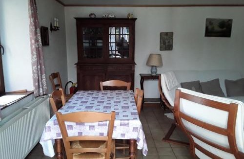 Bievre House | La Petite Maison