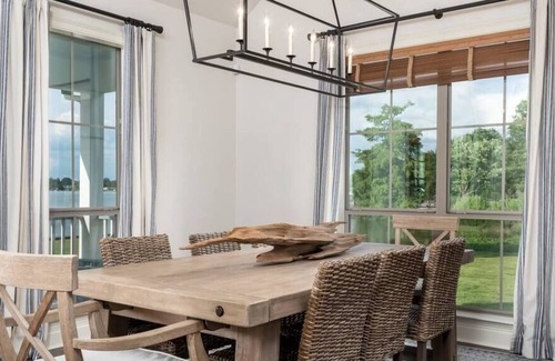 Ventress House | La Petite Maison du Lac | Quaint & Cozy Cottage