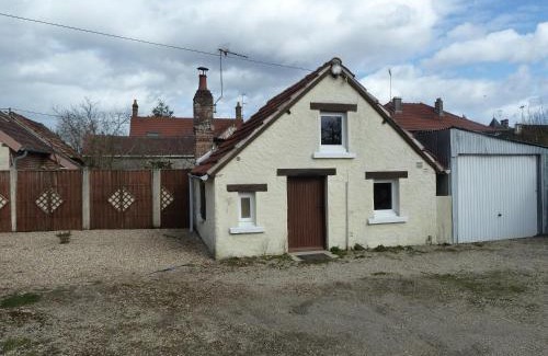 Salbris House | La Petite maison en Sologne