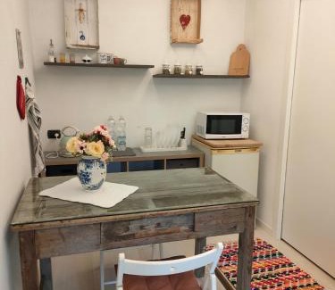 Calenzano House | La petite suite