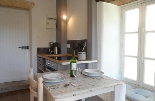 Carlux House | La Petite Tour