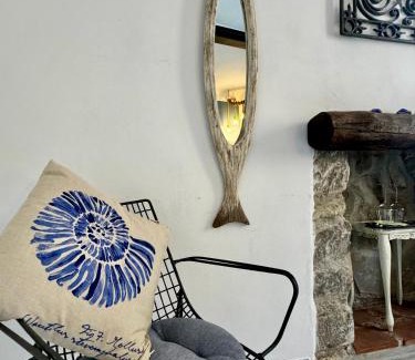 Manarola House | La Piramide