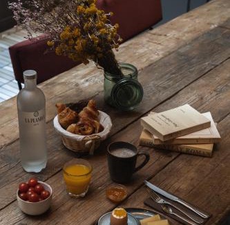 Hopital Saint-Louis Hotel | La Planque Hotel