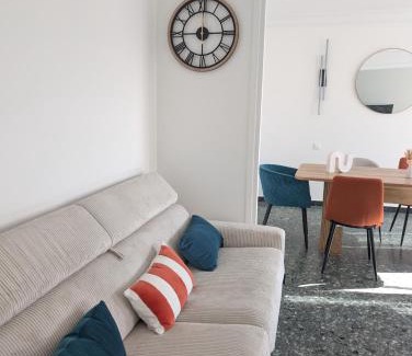 Valence Apartment | "La Planque" T4 en plein centre, calme et lumineux - Terrasse & parking
