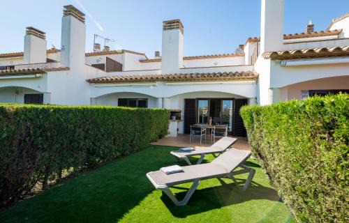 Torroella de Montgri House | LA PLATERA " Seaview "