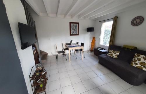 Le Verdon-sur-Mer House | La Pointe du Soleil