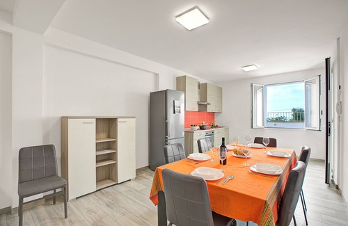 Marina di Pescoluse House | La Primula Apartment 1 Sea View, Salve, Italy