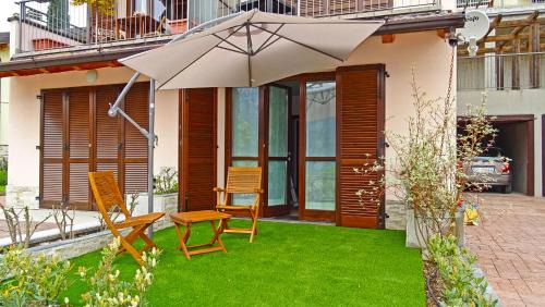 Pieve Apartment | La Quiete 24 Lake view apartment by Gardadomusmea