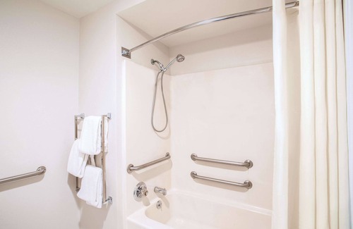 Greenwood Village Hotel | La Quinta by Wyndham Denver Englewood Tech Center