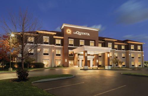 Lackawanna Hotel | La Quinta by Wyndham Lackawanna