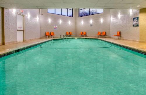 West Bloomington Hotel | La Quinta by Wyndham Minneapolis Bloomington W - FREE AIRPORT SHUTTLE