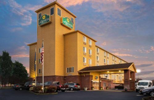 Parkrose Hotel | La Quinta by Wyndham Portland Airport