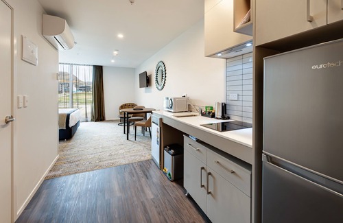 Frankton Apartment | La Quinta by Wyndham Remarkables Park Queenstown