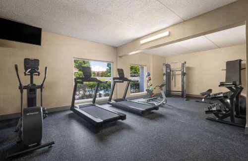 Cary Hotel | La Quinta by Wyndham Raleigh Cary