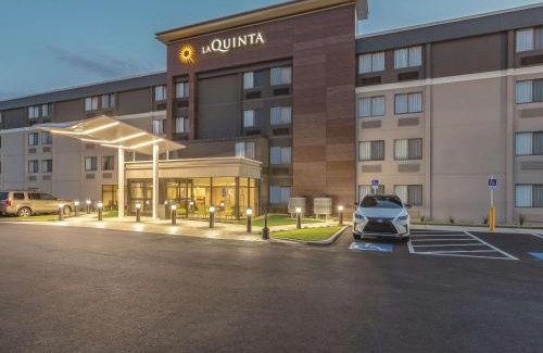 Salem Hotel | La Quinta by Wyndham Salem NH