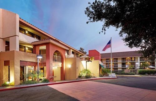 Newbury Park Hotel | La Quinta by Wyndham Thousand Oaks-Newbury Park