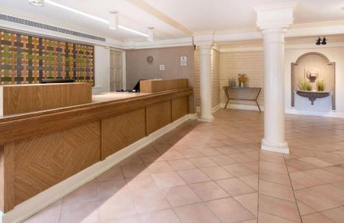 Deerfield Beach Hotel | La Quinta East Deerfield Beach - Boca Raton