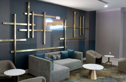 Manchester Hotel | La Quinta Inn & Suites by Wyndham Manchester/Arnold AFB