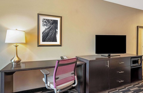 Tumwater Hotel | La Quinta Inn & Suites by Wyndham Tumwater - Olympia