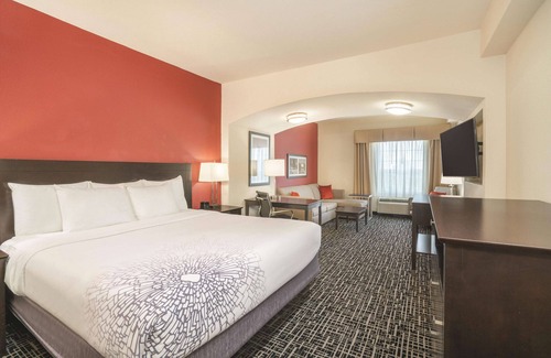 Smyrna Hotel | La Quinta Inn & Suites by Wyndham Smyrna TN - Nashville